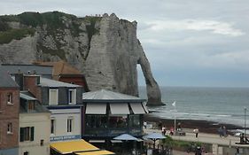 Nid Élégant - Vue Chapelle et Mer